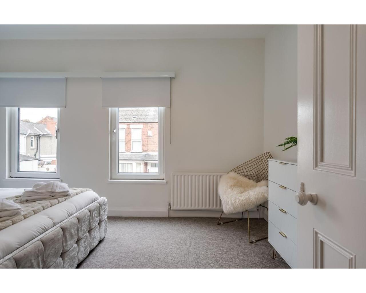 Central Belfast Apartments Chic Luxe R&R Room photo